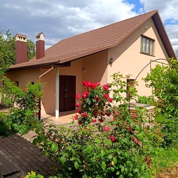 Довгострокова оренда будинку на Рощі