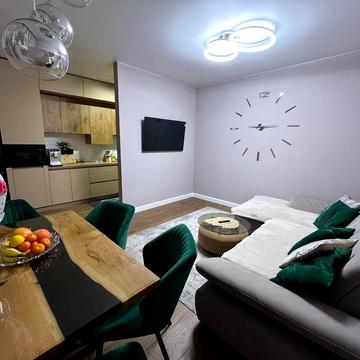 Українська вул.