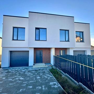 Сонячна вул.