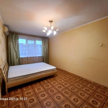 Захисників України вул. (Одинцова), 11