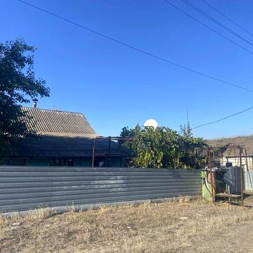 Продам будинок в селі Гіржове