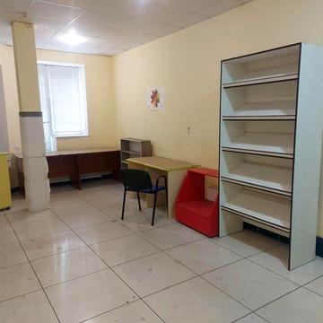 Здається не житлове приміщення.