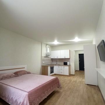 Кадетський Гай вул., 8