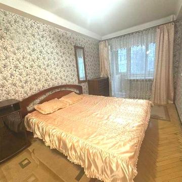 Лесі Українки бульв., 28