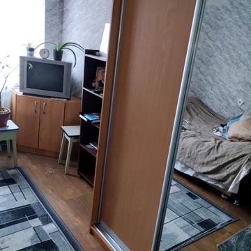 Металургів вул., 19