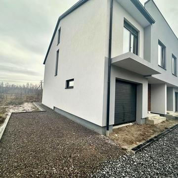 Білогорща вул.