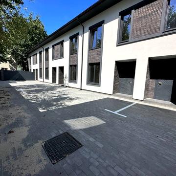 Ярославська вул.