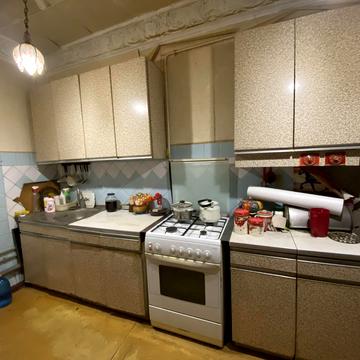 Разумовська вул., 14