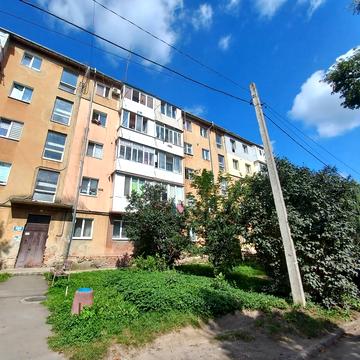 Хіміків вул., 18