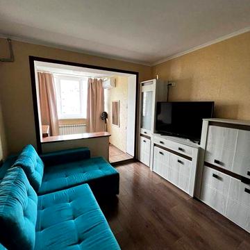 2к на Малиновського після ремонту. 46 м². Техніка, меблі. Торг.