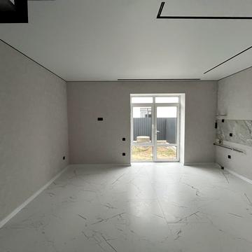 Мирна вул. (Інтернаціональна)