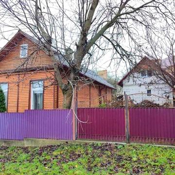 Продається будинок із земельною ділянкою 7,5 соток в Центрі м. Герца