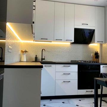 Михайла Донця вул., 17/46