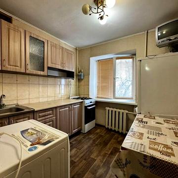 Продаж 1к Квартира Листопадова вулиця