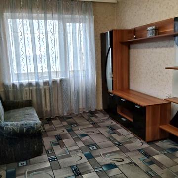 Незалежної України вул. (40 років Радянської України), 73