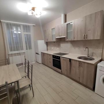 Здам 1 кв Ясинуватський метро Деміївська Либідська Голосіївський