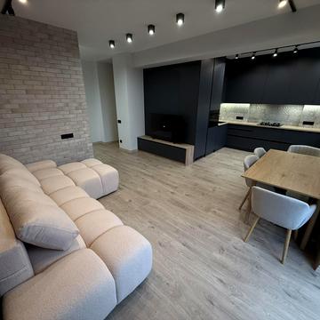 Соборності вул. (Жовтнева), 32