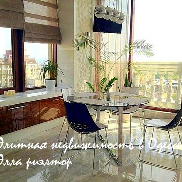 Грецька вул., 1