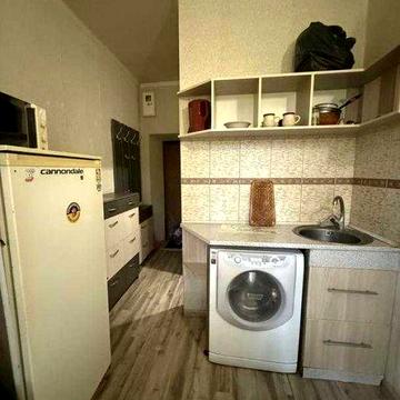 Продам гостинку в Индустриальном районе