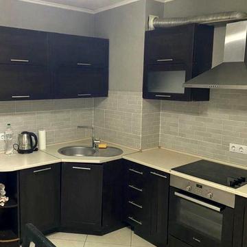 Сдам 2 ком квартиру м Демеевская Лыбедская Науки