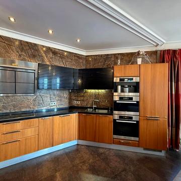 Почайнинська вул., 70