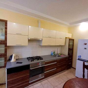 Продам 2 кім 56 м на Сонячному новобудова з ремонтом