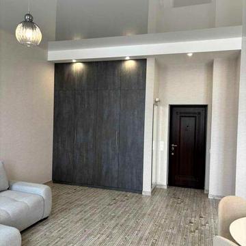 Оренда трьохкімнатної дворівневої квартири (довгострокова)