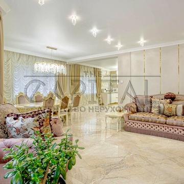 Центральна вул.