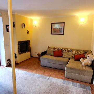 Краєвидна вул.