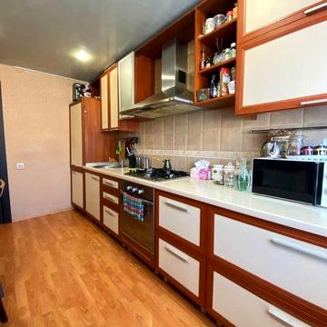 Продам 3-к квартиру на Левобережном-3