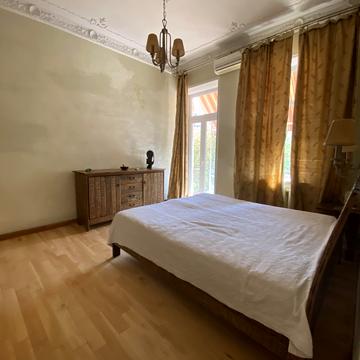 Ділова вул. (Димитрова), 13