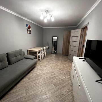 Лісовий просп., 31