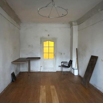 Метробудівська вул., 11