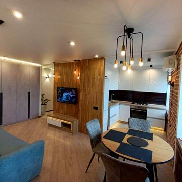 Січеславська Набережна вул., 16