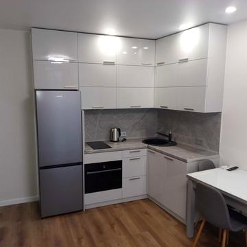 Вільгельма Котарбінського вул. (Миколи Кравченка), 24