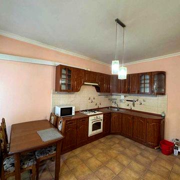 Здам в оренду 3к квартиру з автономним опаленням на Садовій