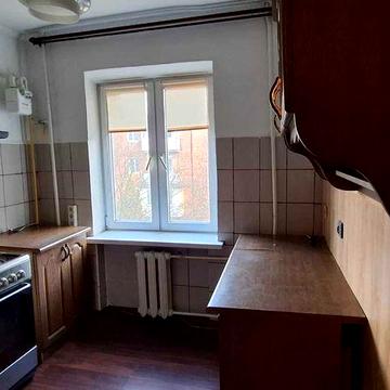 Продається 2 кімнатна квартира в цегляному будинку м.Бурштин