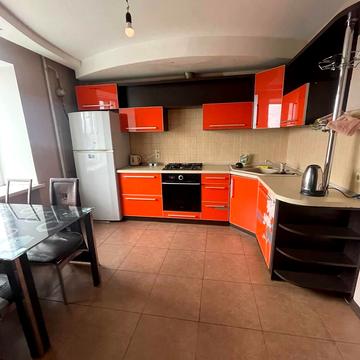 Миру просп., 94/1б