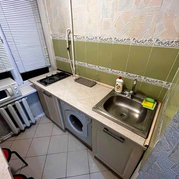 Смілянська вул., 19