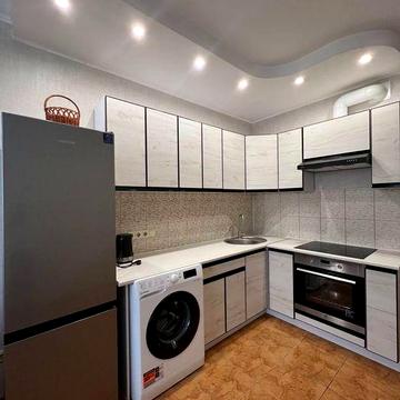 Сдам однокомнатную квартиру Небесной Сотни/Левитана