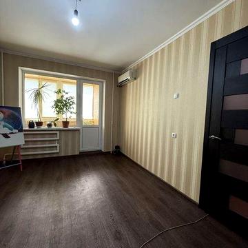 Лівобережний-3 Караван вул. Миколи Михновського 25