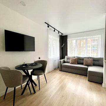 Сулеймана Стальського вул., 8