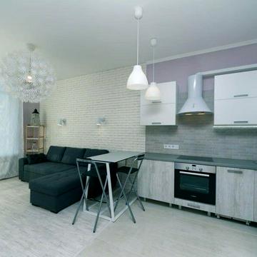 Джона Маккейна вул. (Івана Кудрі), 7