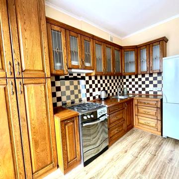 Метрологічна вул., 58