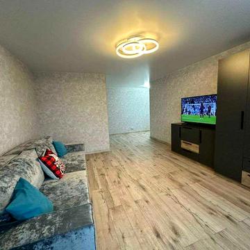 Терміново здам 1-ку в новобудові в центрі