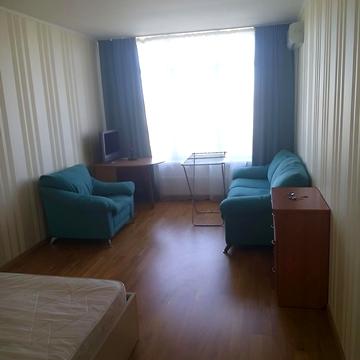 Ованеса Туманяна вул., 3