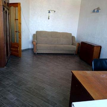 Паркова вул., 77