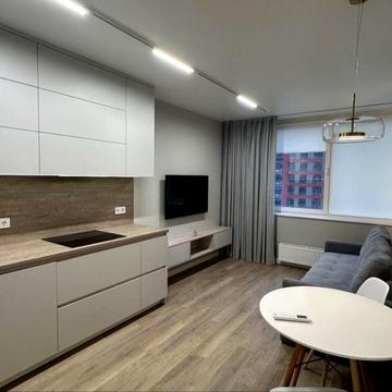 Всеволода Змієнка вул., 34/21