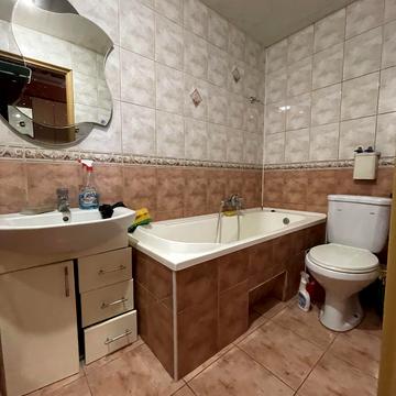 Нескорених вул., 33в