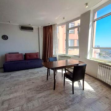 Сдам видовую однокомнатную квартиру в ЖК Фонтан на Львовской, сантим